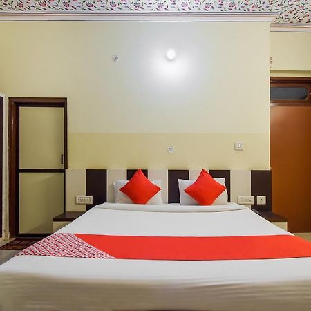 OYO 11389 Hotel NG Palace Jaipur Buitenkant foto