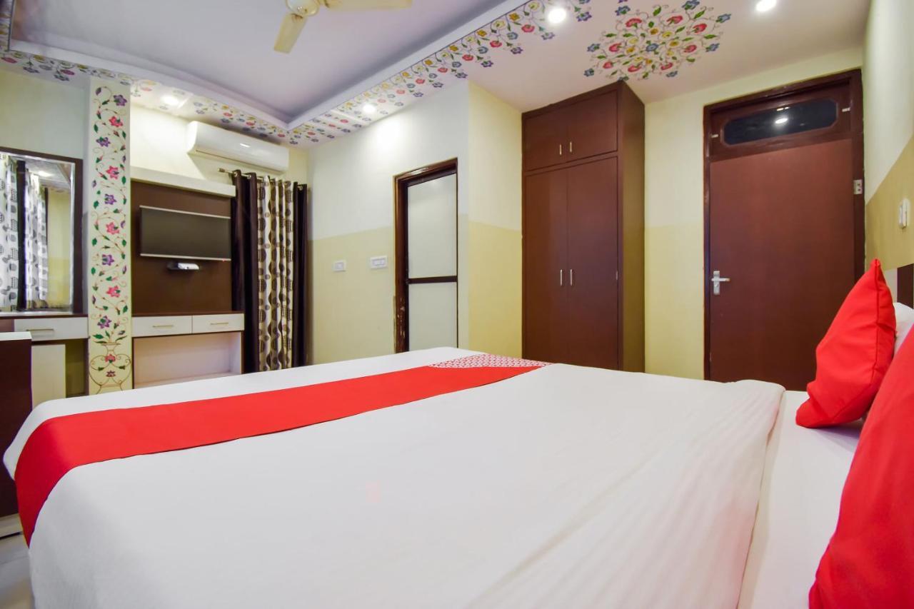 OYO 11389 Hotel NG Palace Jaipur Buitenkant foto